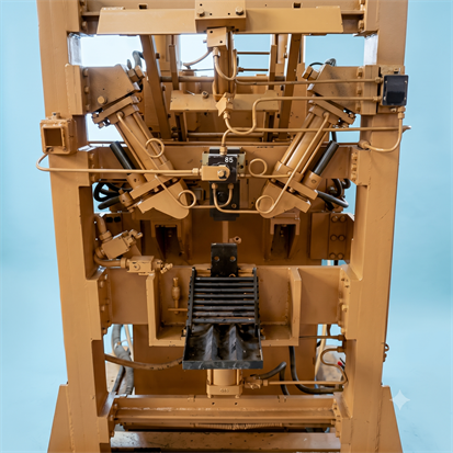 Pendrol clip manufacturing machine